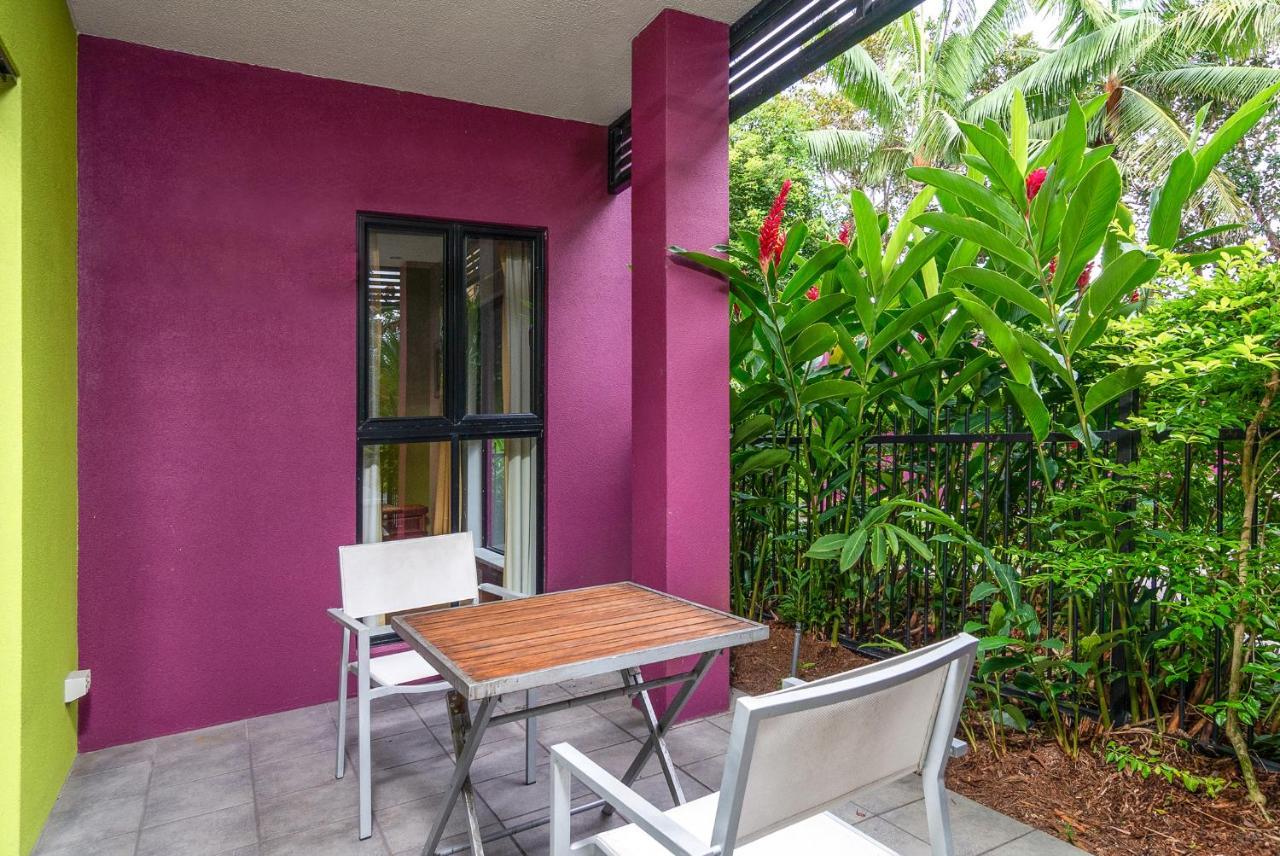 Dreamcatcher Beach-Side Apartments Port Douglas Exterior photo